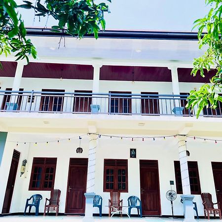 Geethani Tourist Home Polonnaruwa Exterior photo